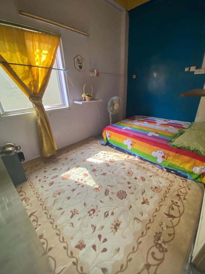 קוטה בארו Pesona Backpackers Inn מראה חיצוני תמונה