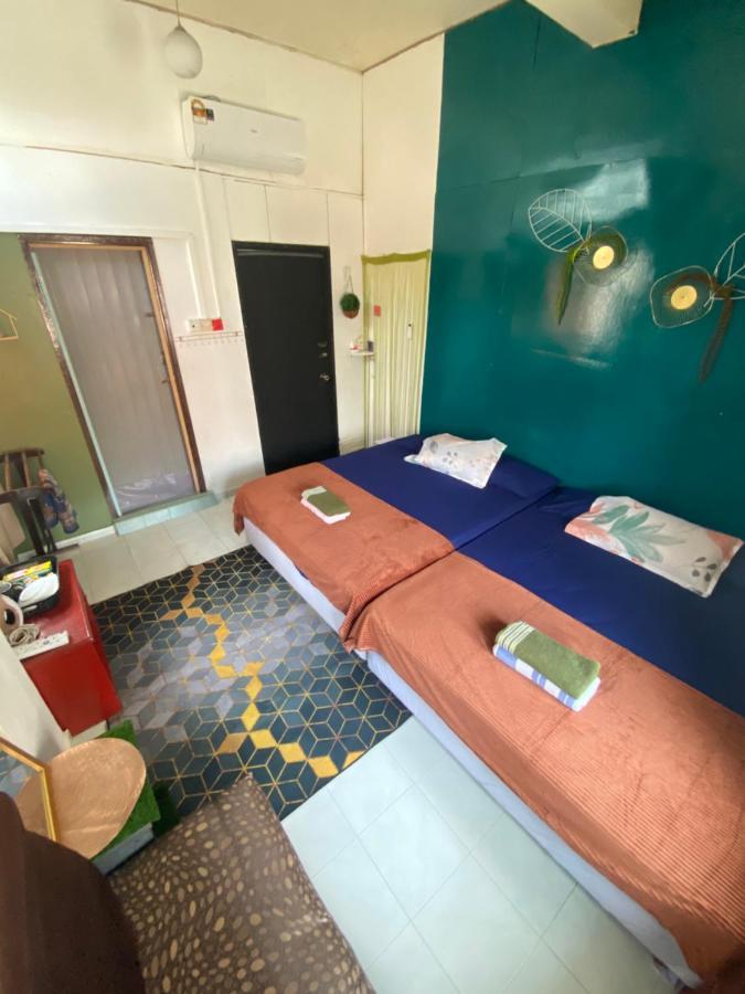 קוטה בארו Pesona Backpackers Inn מראה חיצוני תמונה